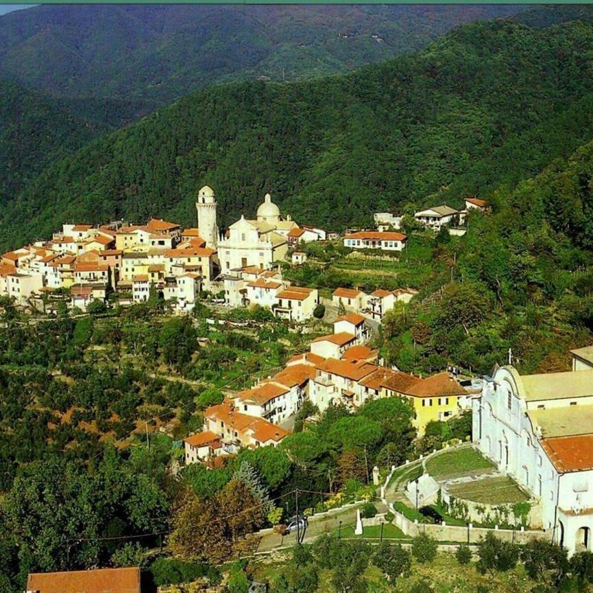 Al Vecchio Convento Mare E Monti Ortonovo Exterior foto